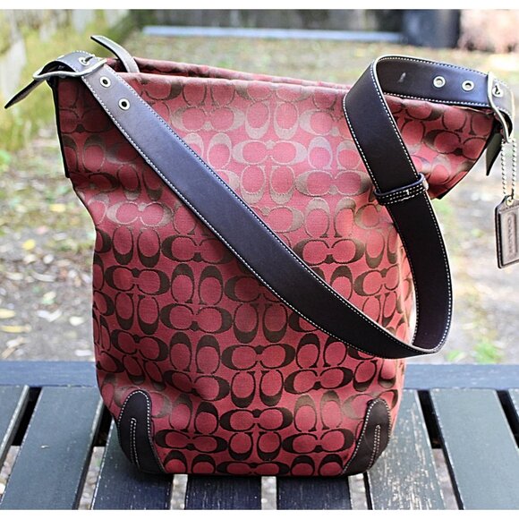 Coach Vintage - Signature and Leather Extra Large Bucket Bag 6083 in Bordeaux - Picture 1 of 12